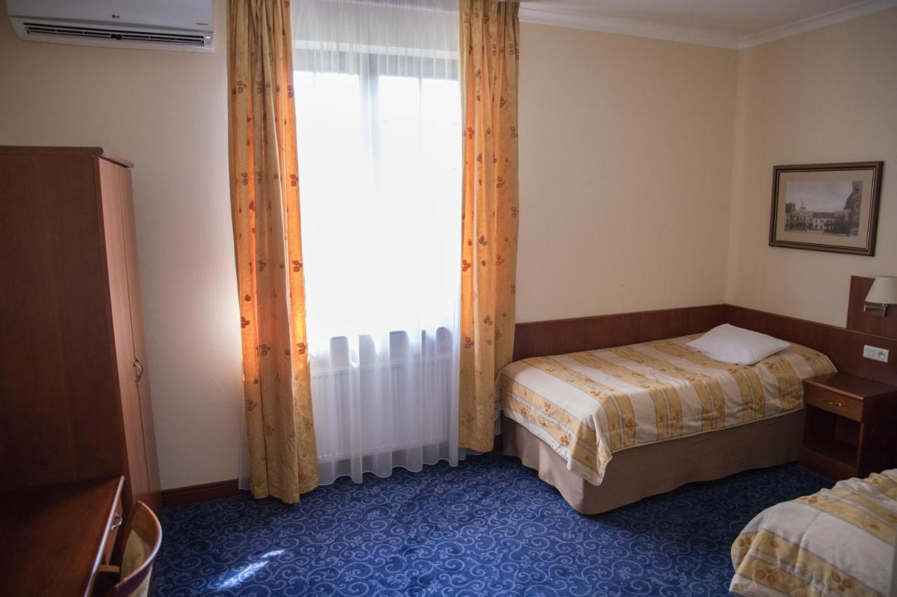 Hotel Sv. Ludmila สคาลิตซา่ ภายนอก รูปภาพ